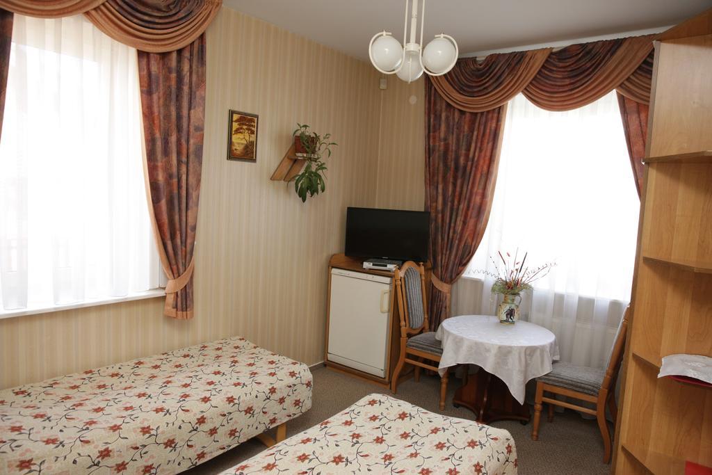 Guest House Linas Alytus Esterno foto